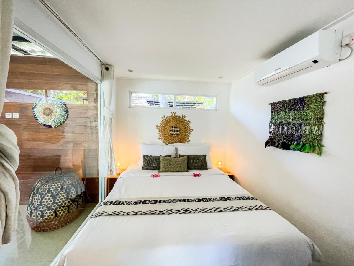 Villa Kotak Surfers Escape Reopening Rates Apply Now Selong Belanak Zewnętrze zdjęcie