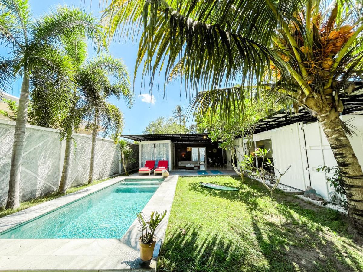 Villa Kotak Surfers Escape Reopening Rates Apply Now Selong Belanak Zewnętrze zdjęcie
