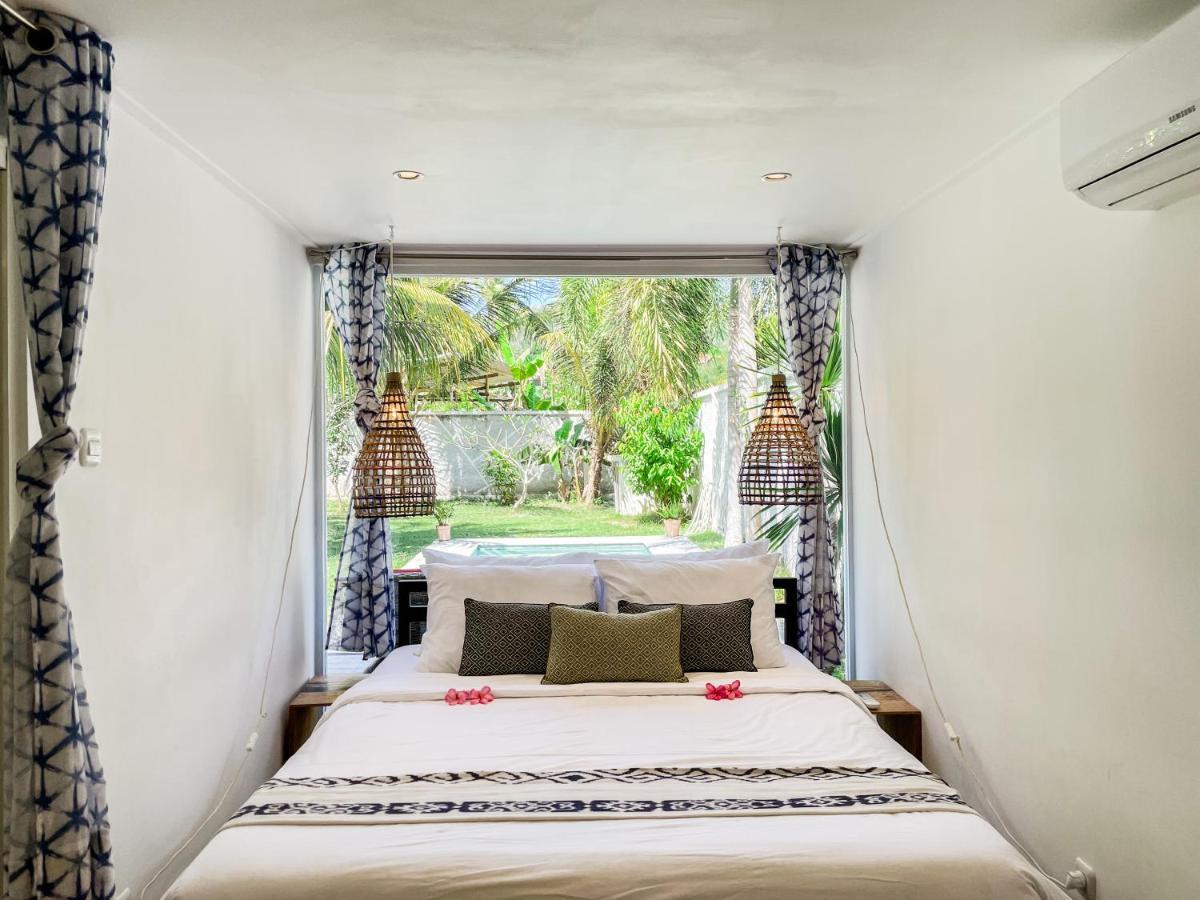 Villa Kotak Surfers Escape Reopening Rates Apply Now Selong Belanak Zewnętrze zdjęcie