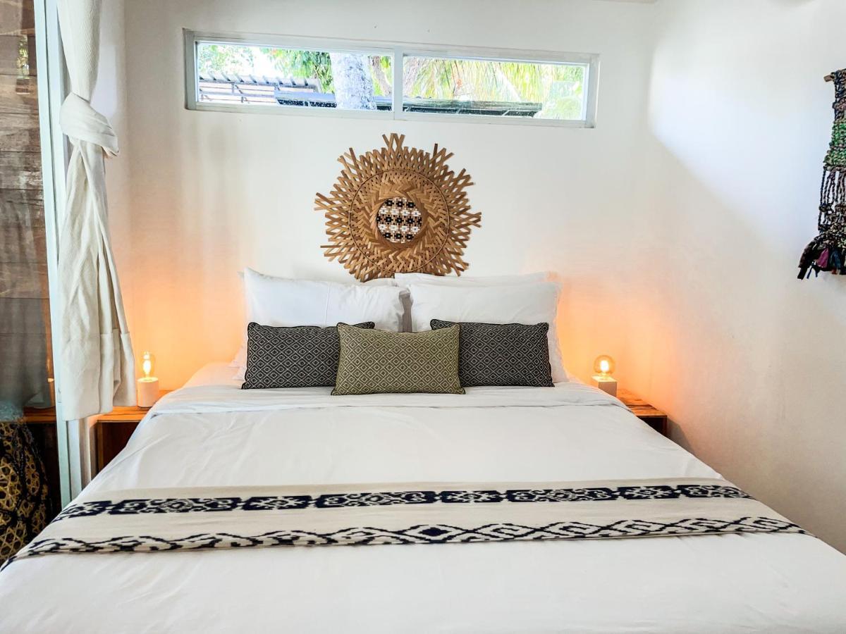 Villa Kotak Surfers Escape Reopening Rates Apply Now Selong Belanak Zewnętrze zdjęcie