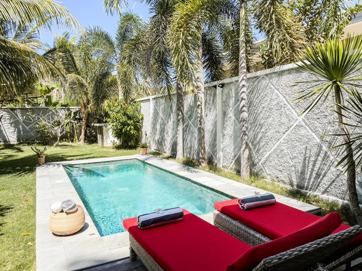 Villa Kotak Surfers Escape Reopening Rates Apply Now Selong Belanak Zewnętrze zdjęcie