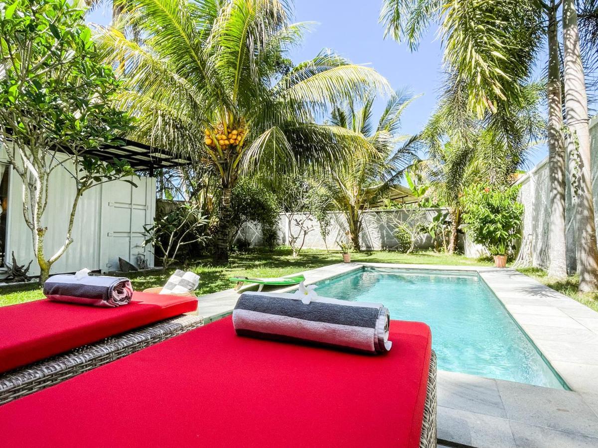Villa Kotak Surfers Escape Reopening Rates Apply Now Selong Belanak Zewnętrze zdjęcie