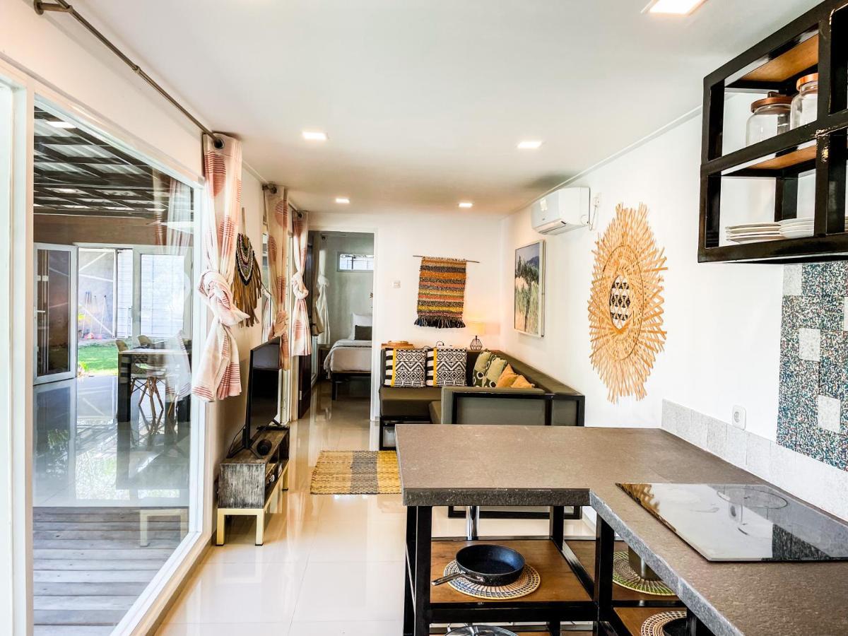 Villa Kotak Surfers Escape Reopening Rates Apply Now Selong Belanak Zewnętrze zdjęcie