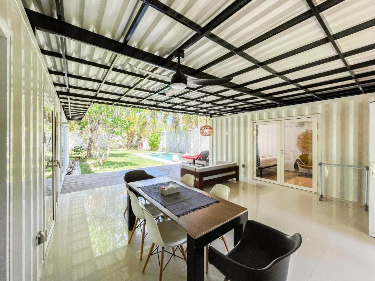 Villa Kotak Surfers Escape Reopening Rates Apply Now Selong Belanak Zewnętrze zdjęcie